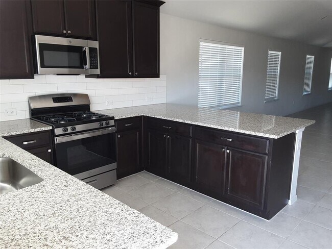 Building Photo - 11512 Milano Dr