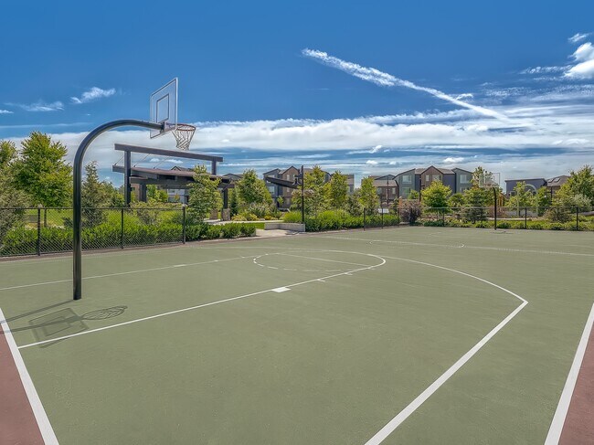 Foto del edificio - 33047 Lookout Ln