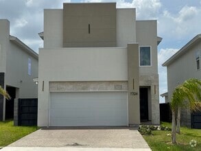 Building Photo - 7524 Cresta Bella St