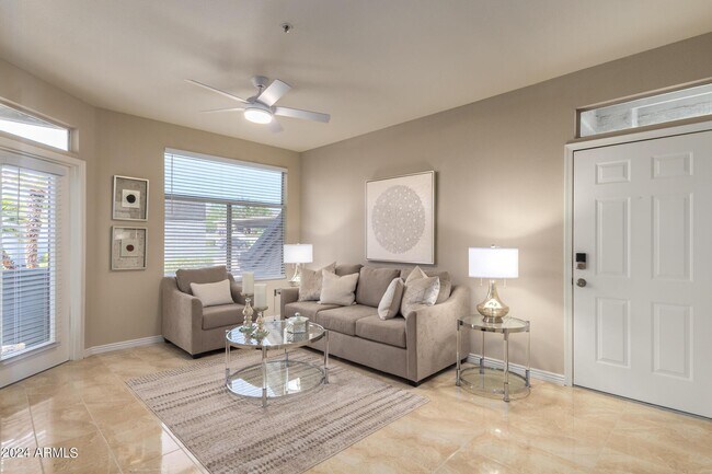 Building Photo - 11375 E Sahuaro Dr