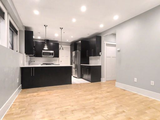 Foto del edificio - AVAILABLE NOW! Modern Capitol Hill 2 Bedroom Apartment, W/S/G Utilities Included!