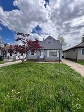 Building Photo - 18400 Hazelwood Ave