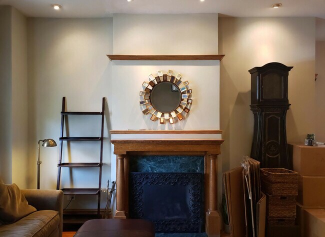 Foto del edificio - 2113 W Cuyler Ave