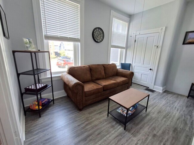 Foto del edificio - Fully Furnished 1 bedroom in Ludlow – All Utilities Included