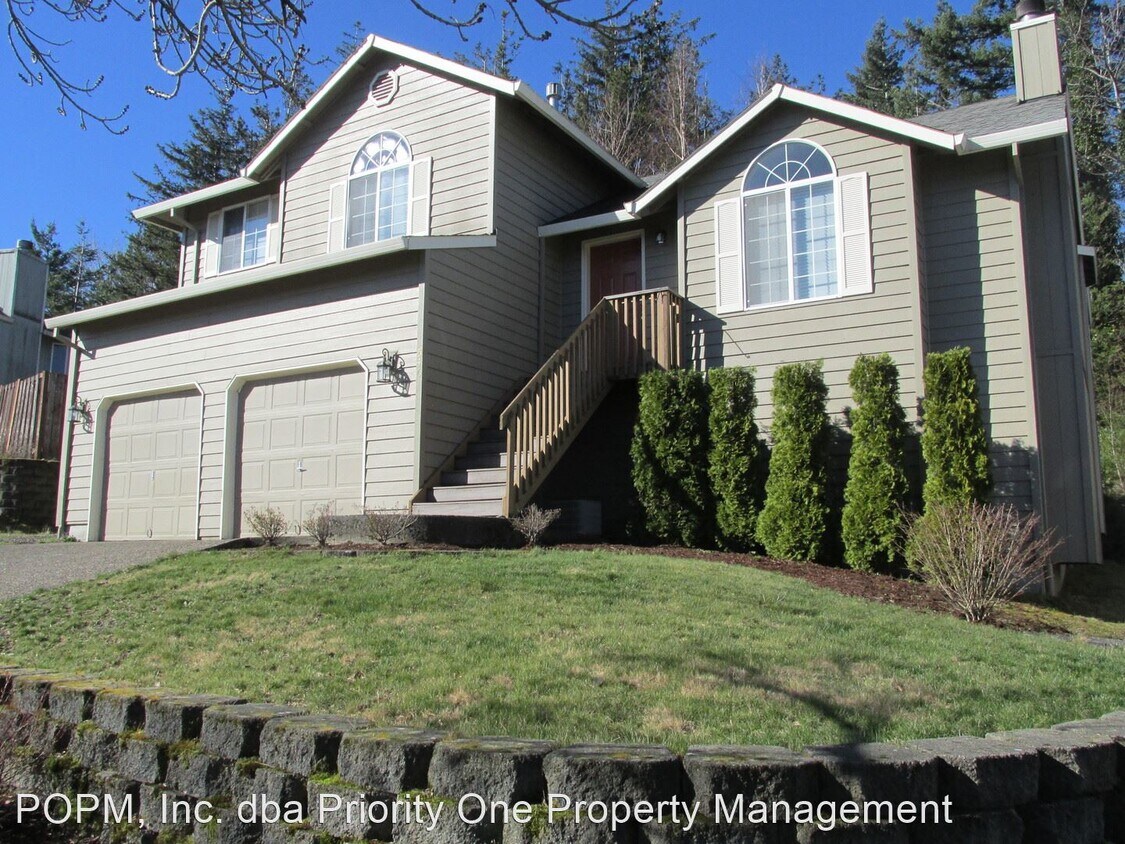 3 br, 2.5 bath House - 546 SE Beavercreek... - 3 br, 2.5 bath House - 546  SE Beavercreek...