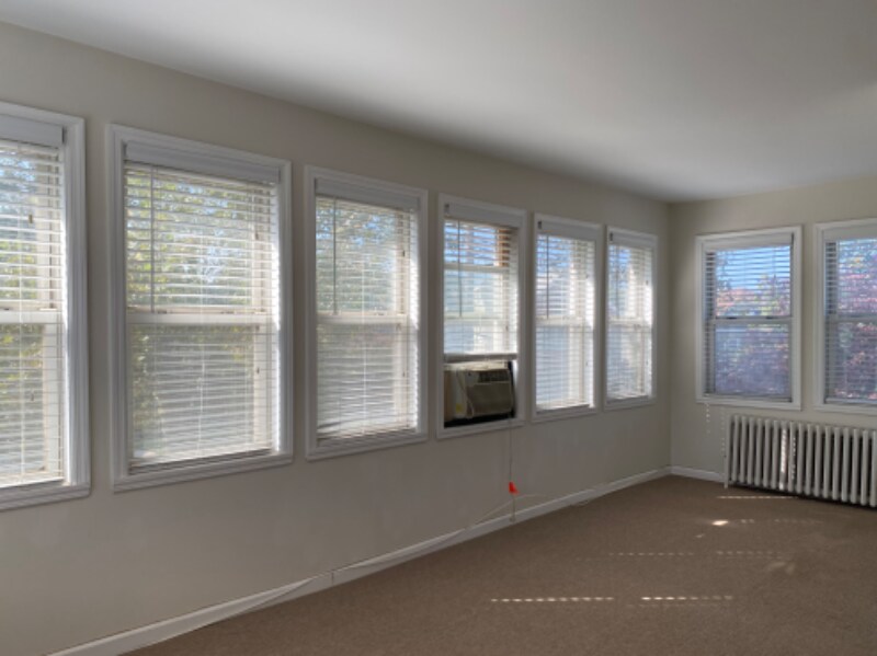 Foto principal - 319 Stanley Ave
