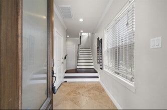 Building Photo - 2512 Leeland St