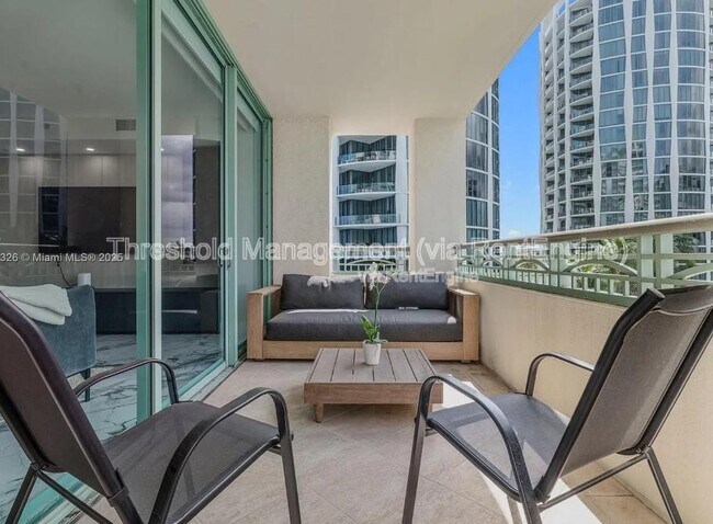 Foto del edificio - 3400 SW 27th Ave