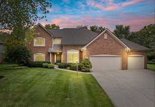 Building Photo - 1380 Worchester Dr