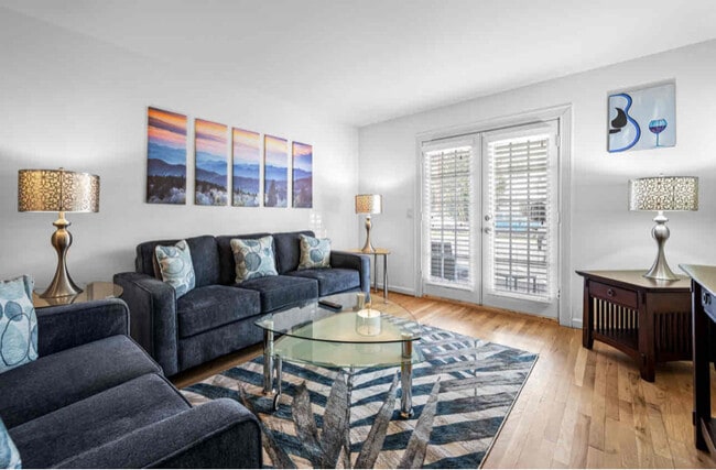 Foto del edificio - 2905 Burch Ave