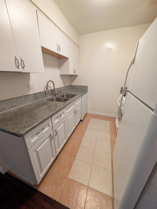 Foto principal - 4402 Mammoth Ave