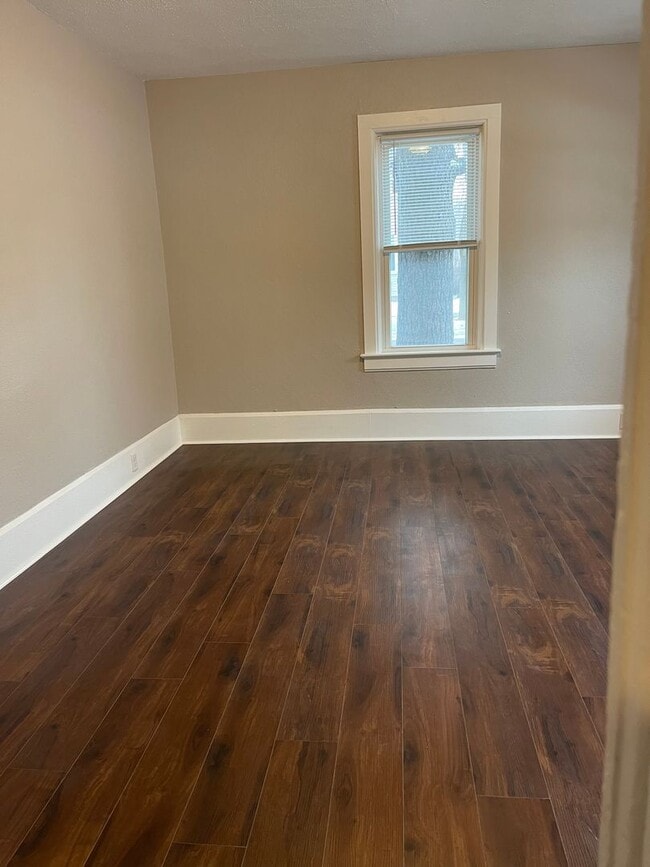Building Photo - Updated Single Family Home