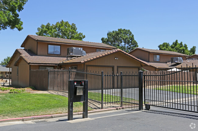 Building Photo - Ridgeview Meadows Apartments
