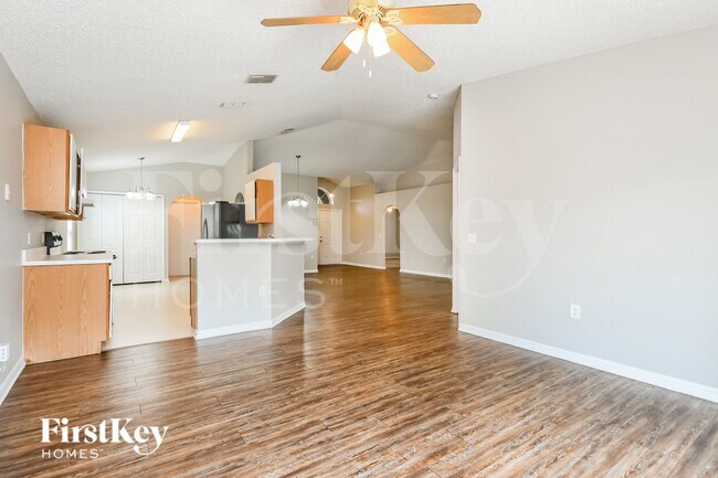 Foto del edificio - 4434 Stonemeadow Dr