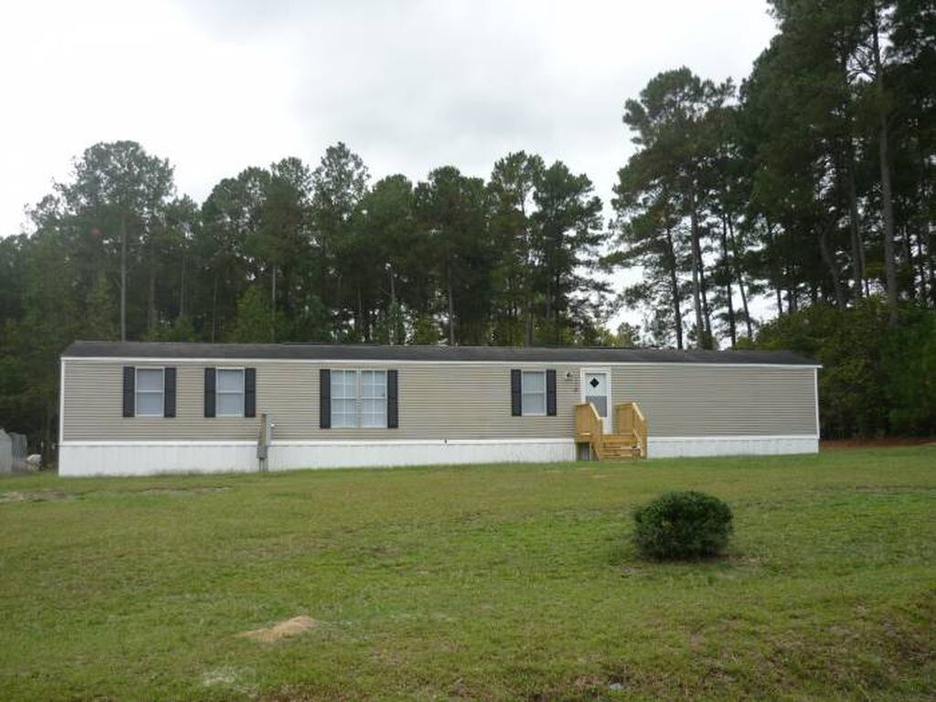 Primary Photo - 118 Pinewood Ln