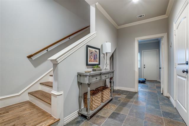 Foto del edificio - 1914 Euclid Ave