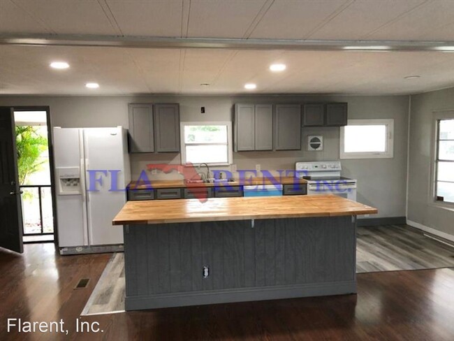 Building Photo - 2 br, 2 bath House - 6706 Pompeii Road