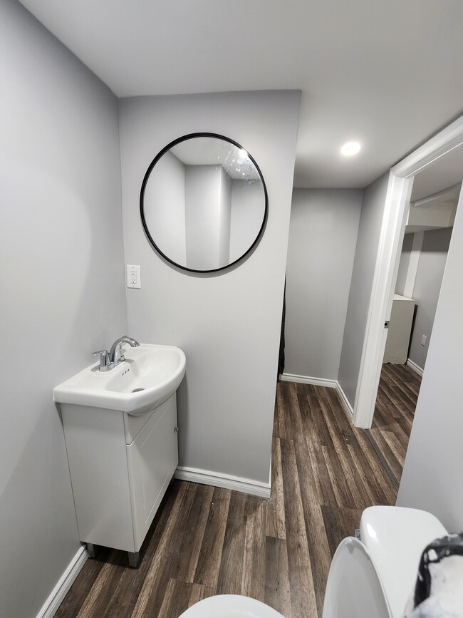 Bathroom number 1 - 329 Randolph Av