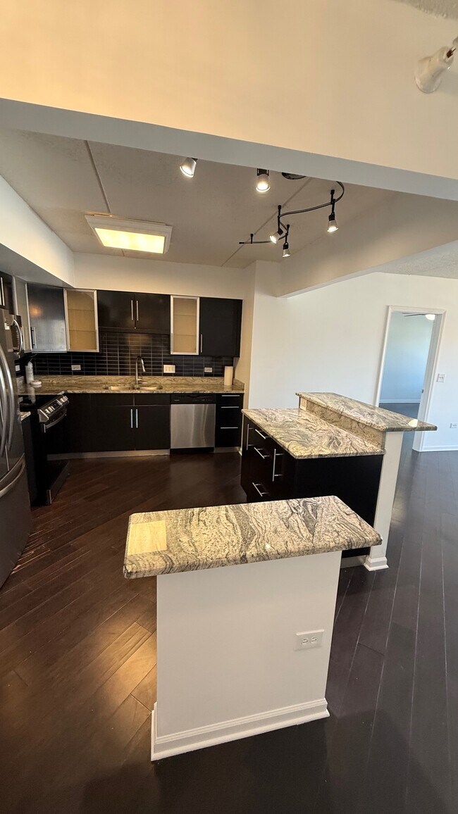 Cocina 1 - 225 Main St