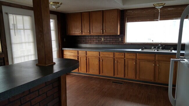 Foto del edificio - 351 Eagle School Rd