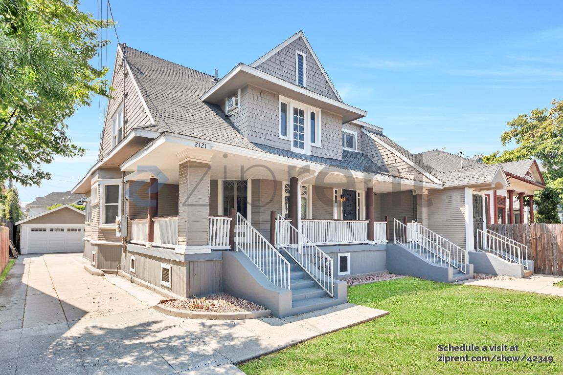 Primary Photo - 2121 Portland St