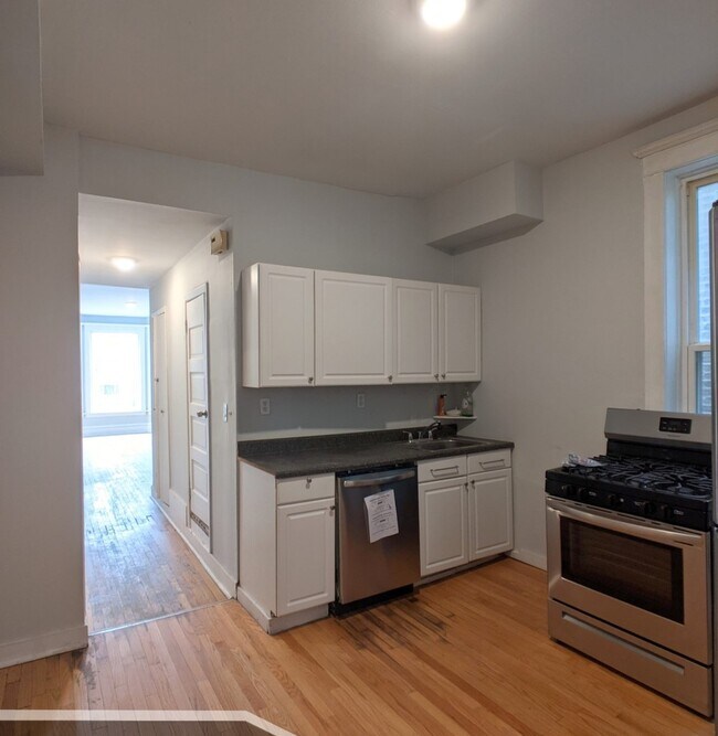 Foto del edificio - 3544 N Halsted St