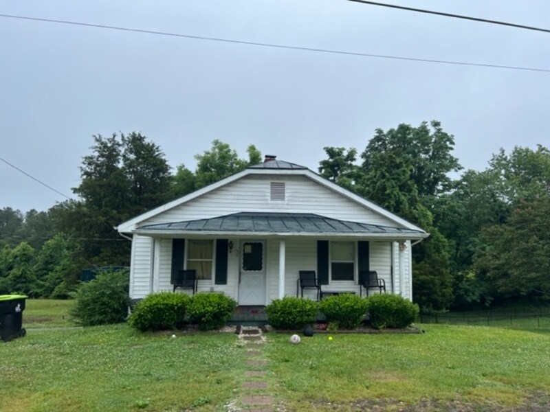 Foto principal - 150 Wells Rd