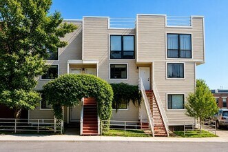 Building Photo - 196 Allston St