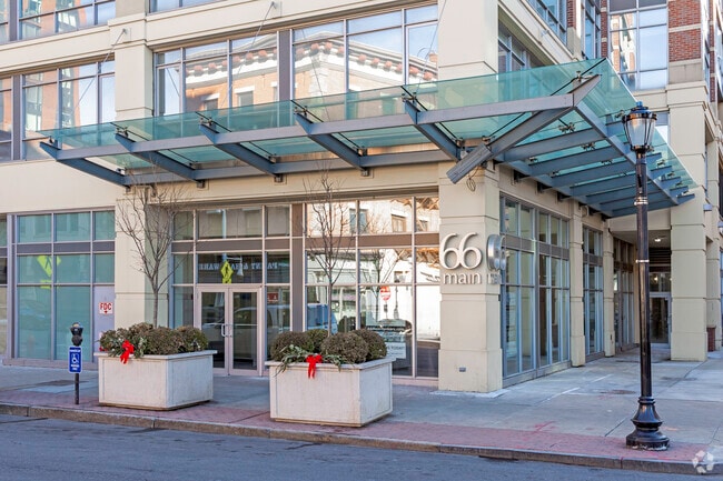 Building Photo - Main Street Lofts Yonkers LLC