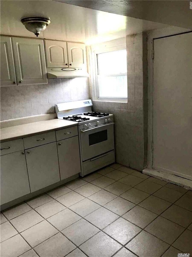 Foto del edificio - 109-15 120th St
