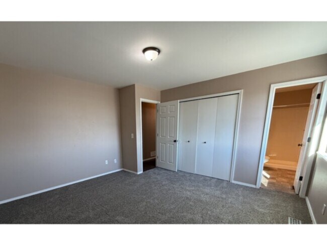 Foto del edificio - Beautiful split level home in Fountain