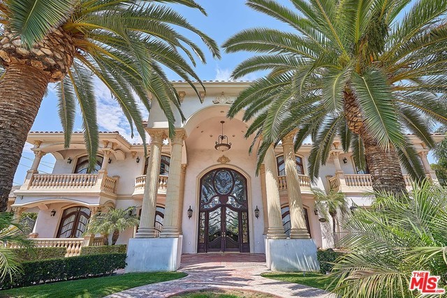 Foto principal - 9355 Florence Ave