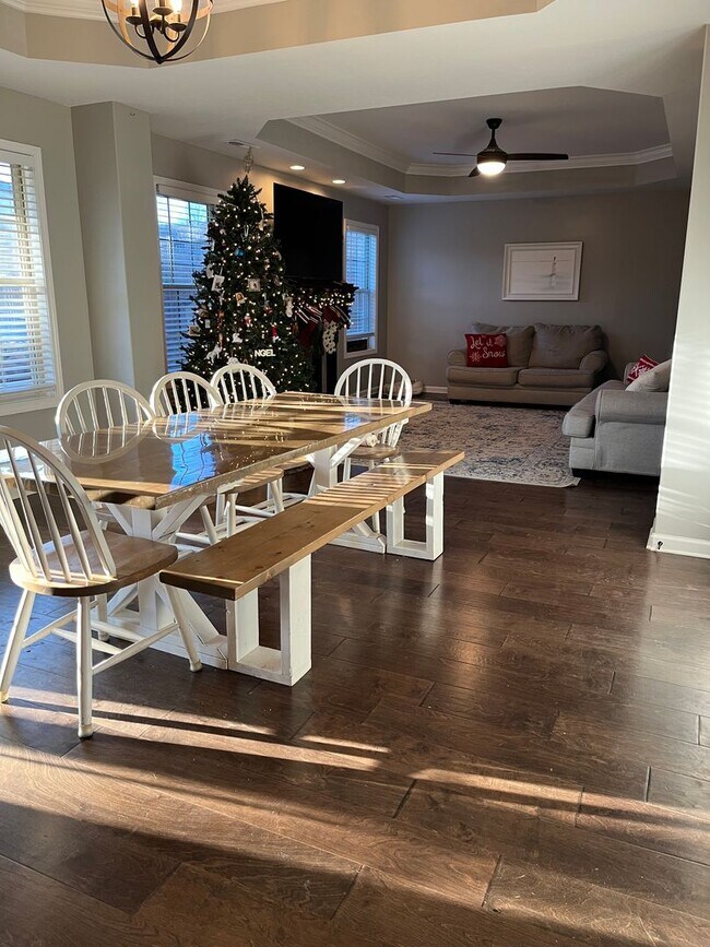 Foto del edificio - Coming Soon!