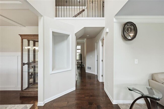 Building Photo - 2337 Bear Paw Dr