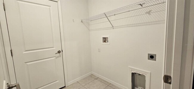 Foto del edificio - 9910 Spanish Lime Ct