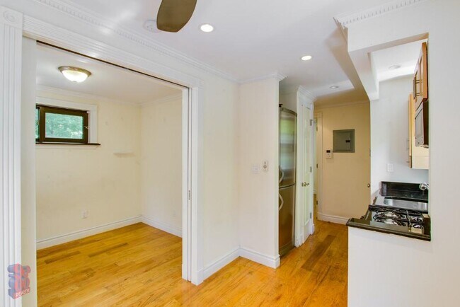 Foto del edificio - 233 E 29th St