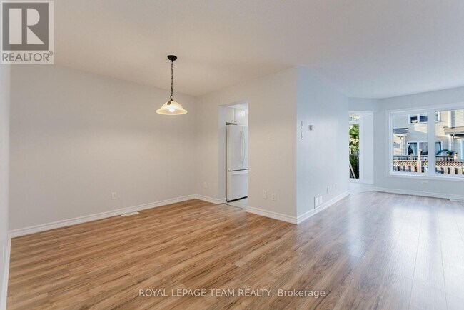 Building Photo - 254 Serena Way