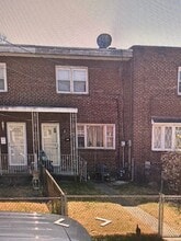 Building Photo - 2906 Thompson St
