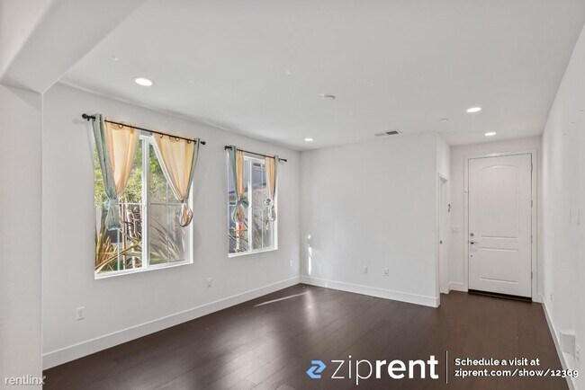 Building Photo - 3 br, 2.5 bath House - 8522 Jetty Way, New...