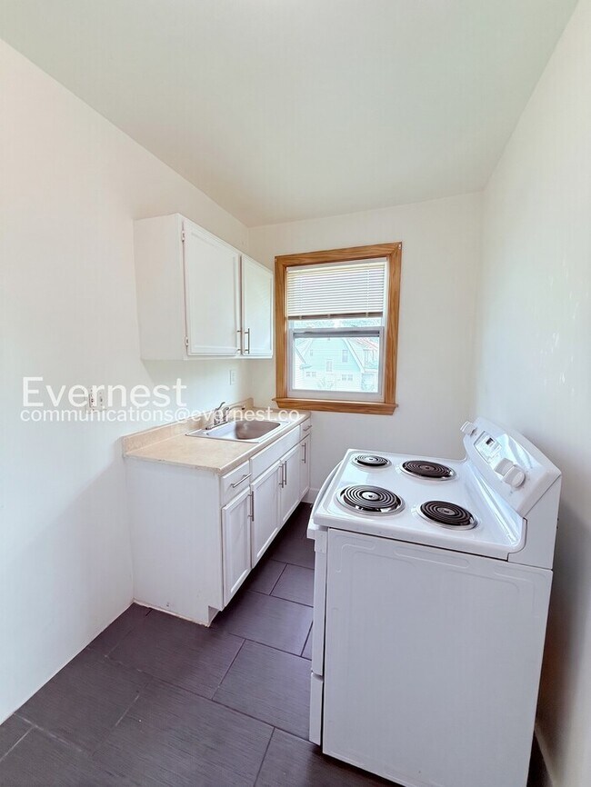 Foto del edificio - 2541 Monterey St