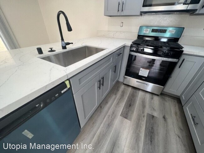Foto del edificio - 3 br, 2.5 bath House - 13504 Francisquito ...