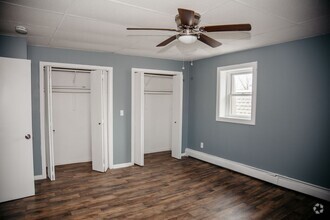 Building Photo - 2933 Horseshoe Pike