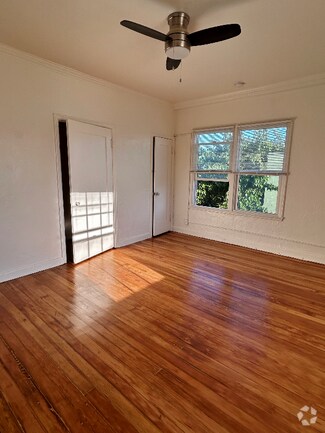 Building Photo - 1523 N McCadden Pl
