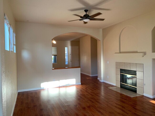 Building Photo - Beautiful single story home with Solar!