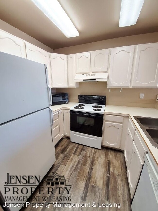 Building Photo - 1 br, 1 bath House - 161 West 950 South #C6