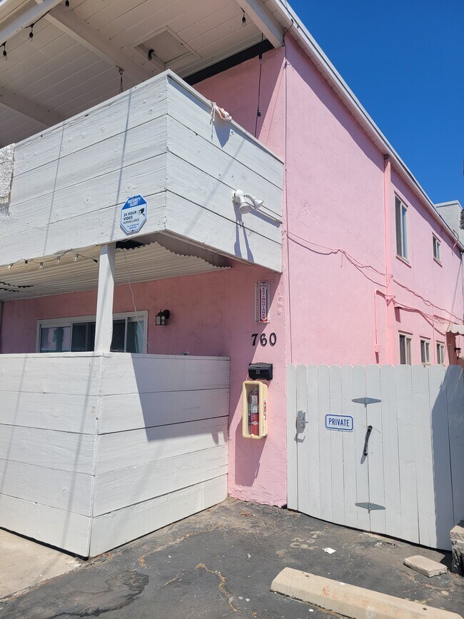 Foto del edificio - 760 Wave Crest Ct