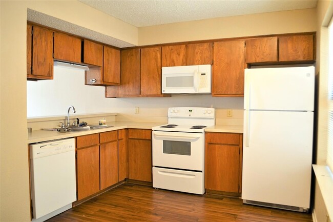 Building Photo - 1251 Dallas Drive