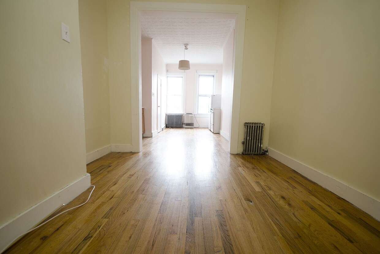 Primary Photo - 252 Jefferson Ave