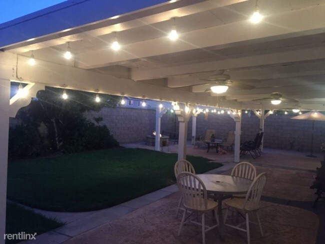 Foto del edificio - 3 br, 2 bath House - 979 Post Rd