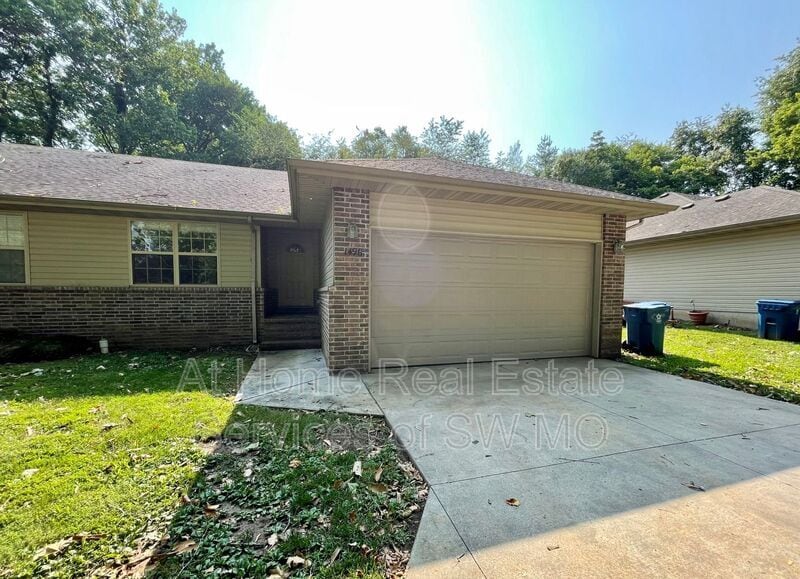 1494 Riverside Rd, Ozark, MO 65721 Condo for Rent in Ozark, MO